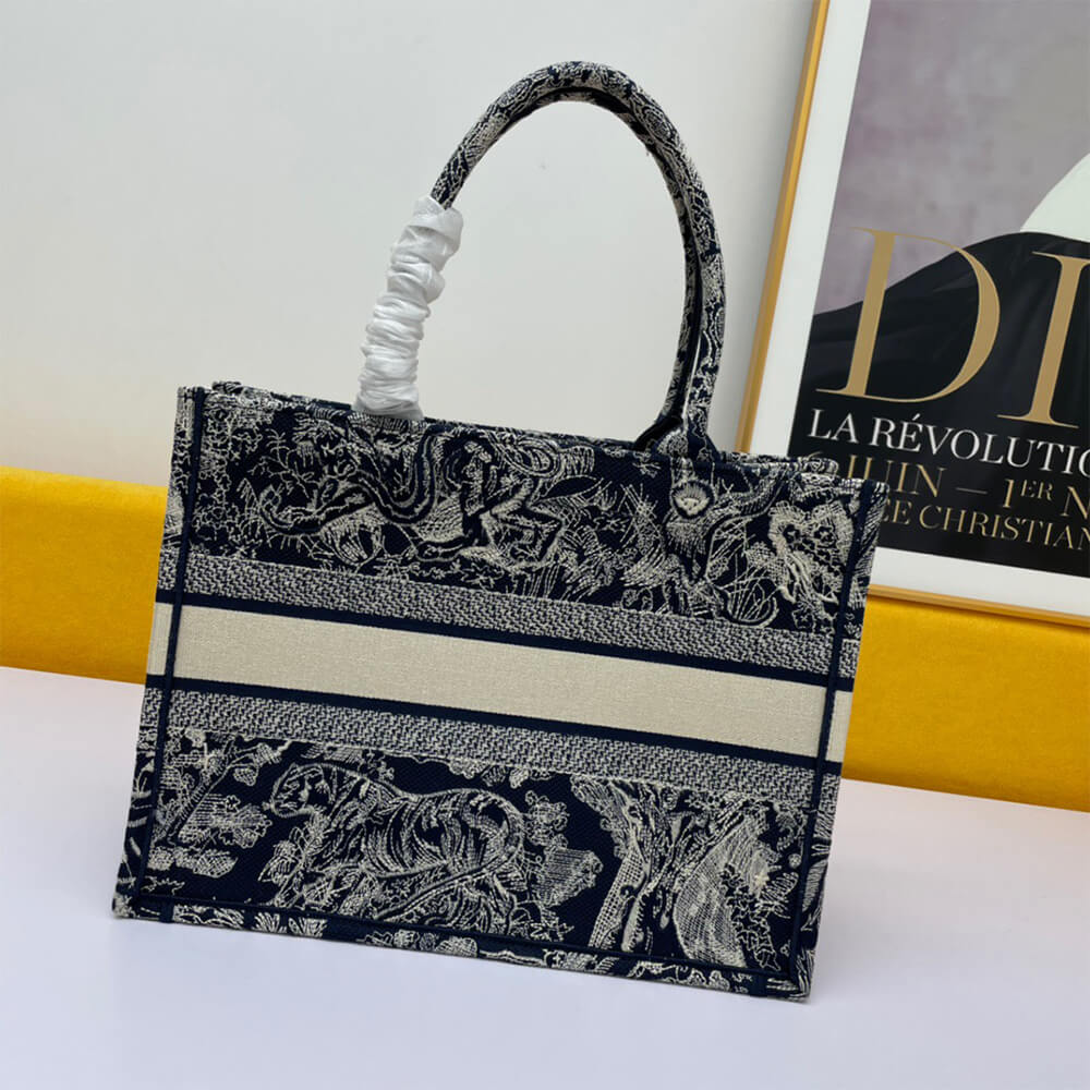 MEDIUM D10rAMOUR D10r BOOK TOTE