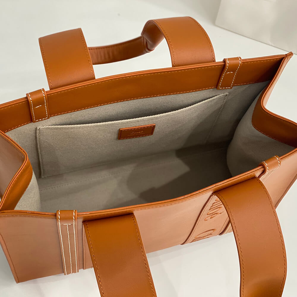 Ch10e woody medium leather tote bag