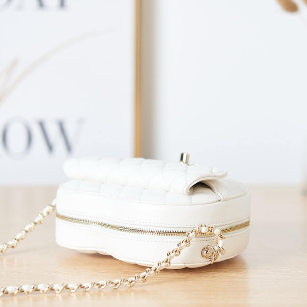 Ch**el 22s Heart Bag(HIGH-END GRADE)