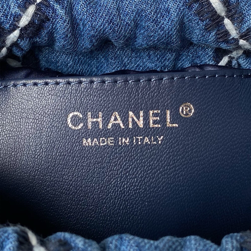 Ch**el 22 MINI HANDBAG