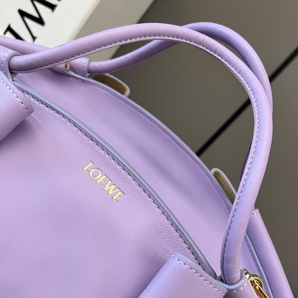 L0ew* Small Paseo bag in shiny nappa calfskin(high-end grade)