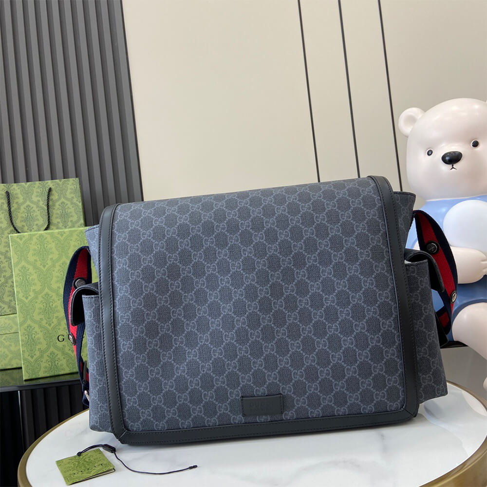 GG Svp*me medium diaper bag(HIGH-END GRADE)