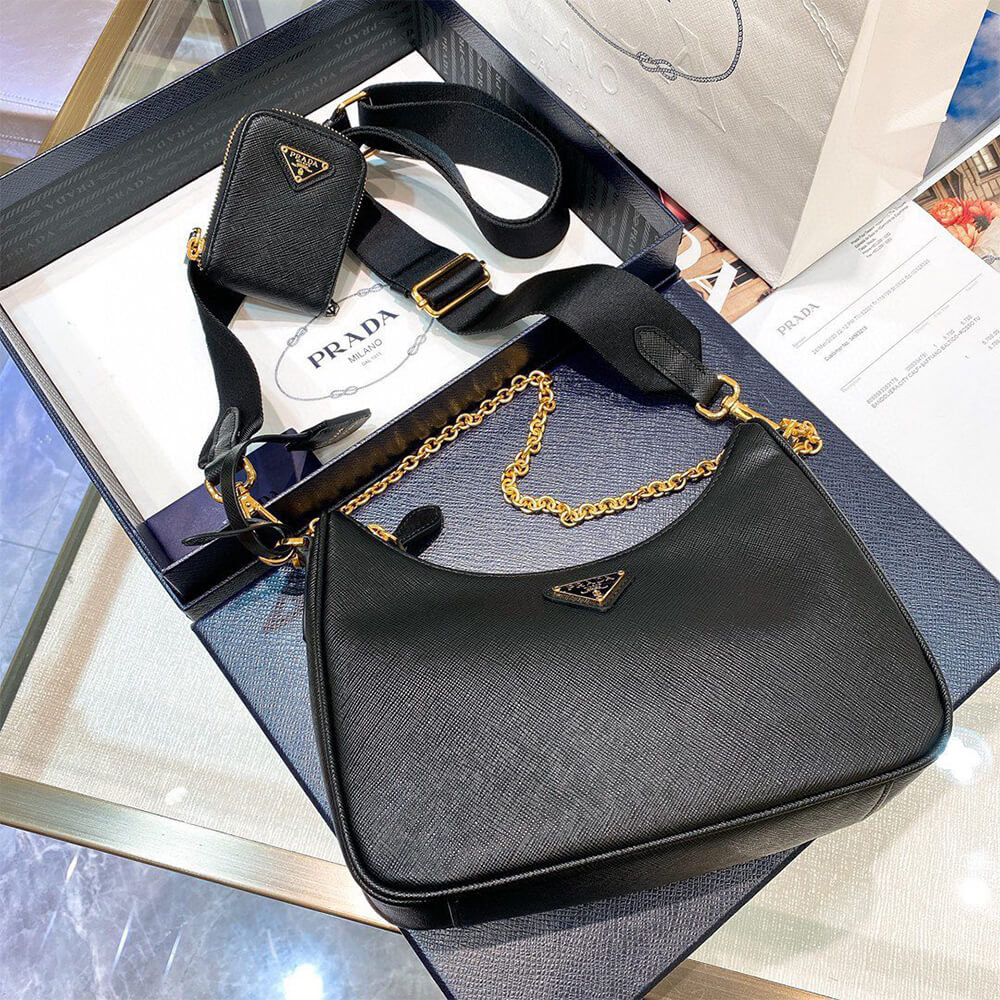 Pra*a Re-Edition 2005 Saffiano leather bag(TAX-FREE GRADE)
