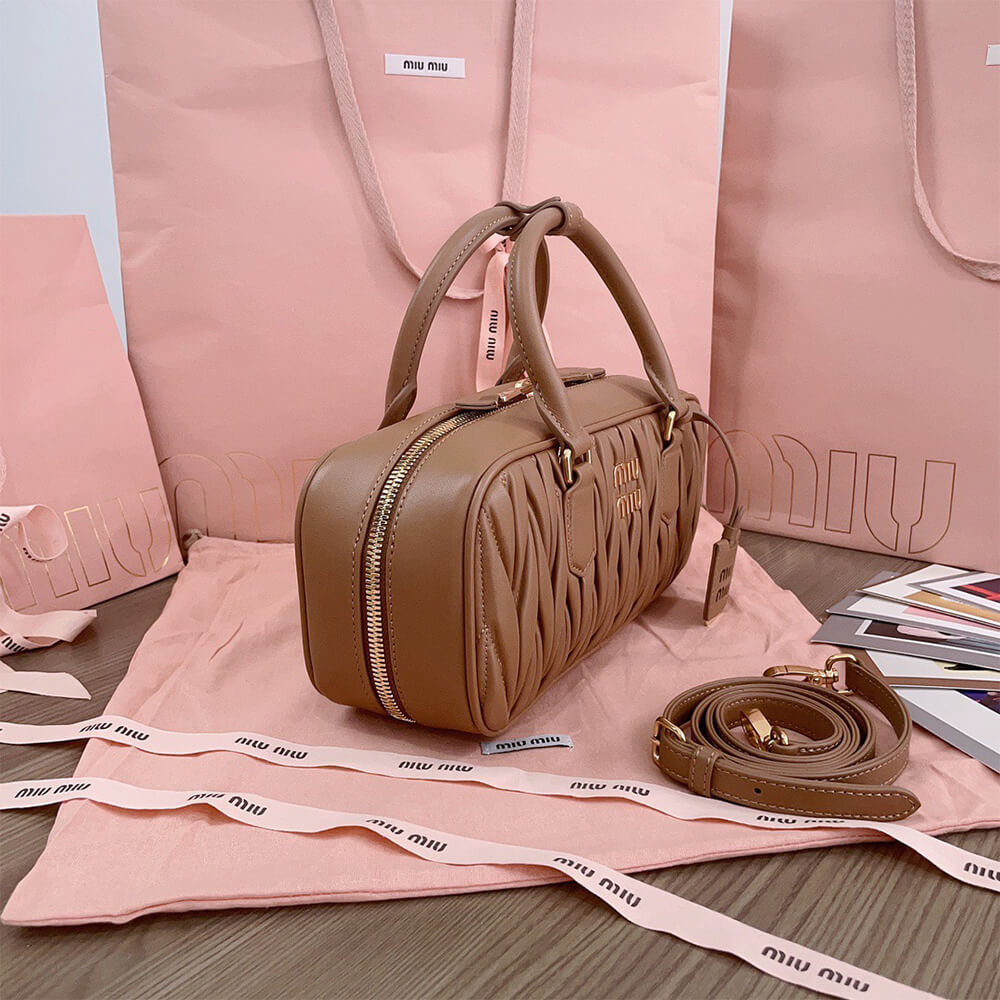 M1um1u Large Arcadie matelasse nappa Bag(HIGH-END GRADE)