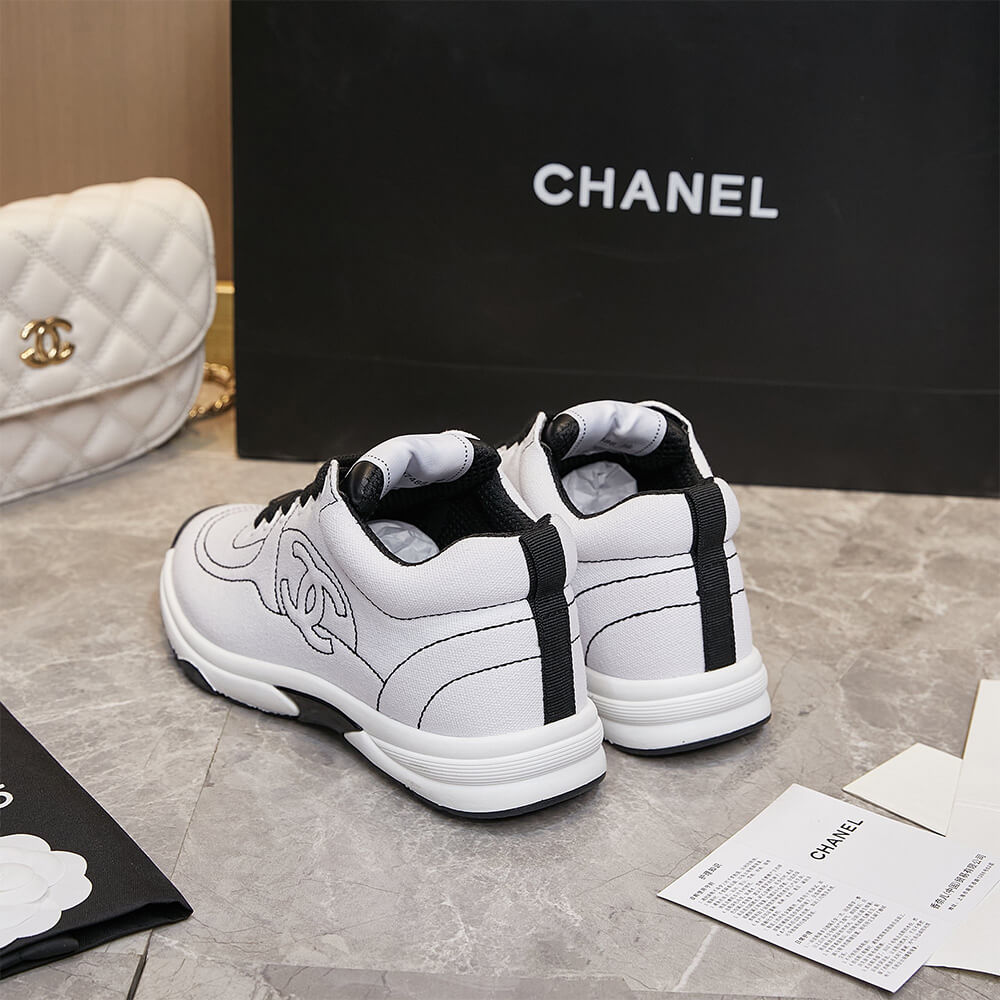 Ch**el Trainers