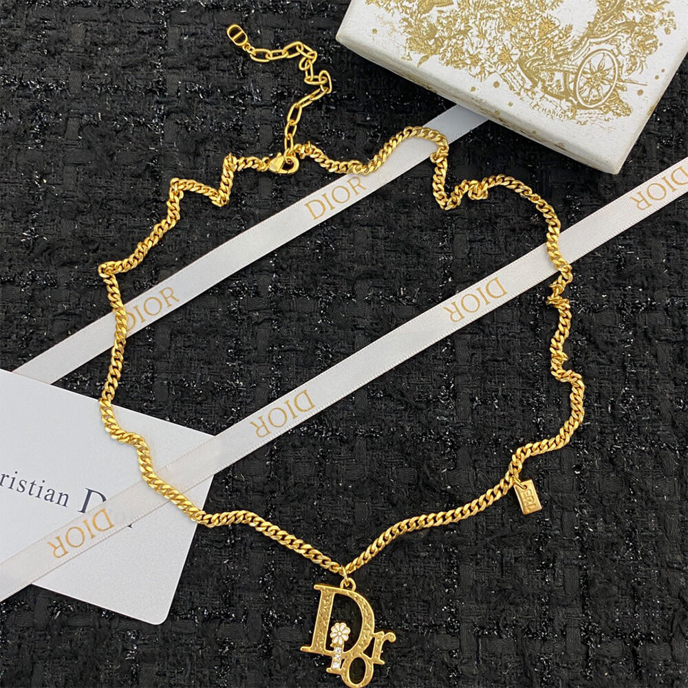 D10r NECKLACE