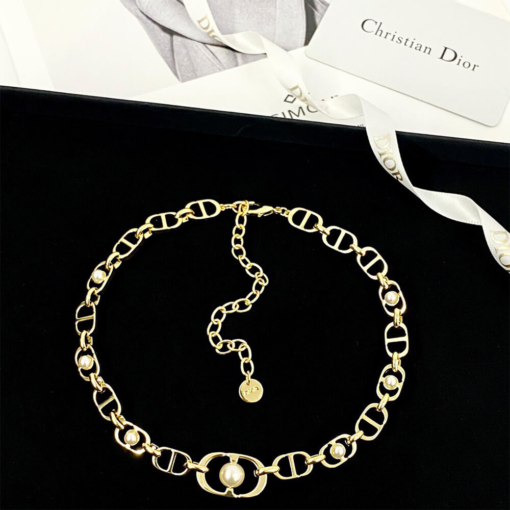 D10r NECKLACE