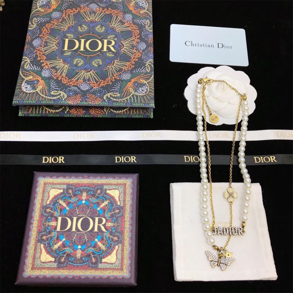 D10r PEARL NECKLACE