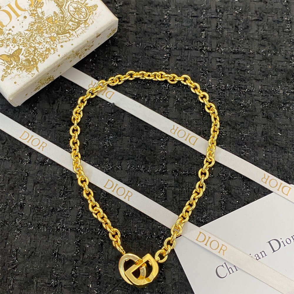 D10r NECKLACE