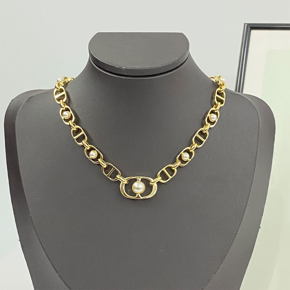 D10r NECKLACE
