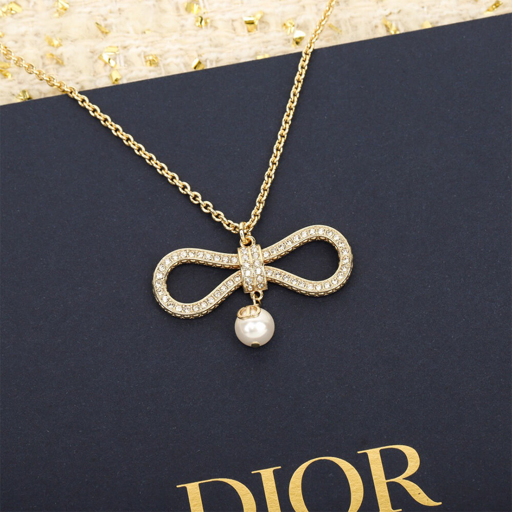 D10r NECKLACE