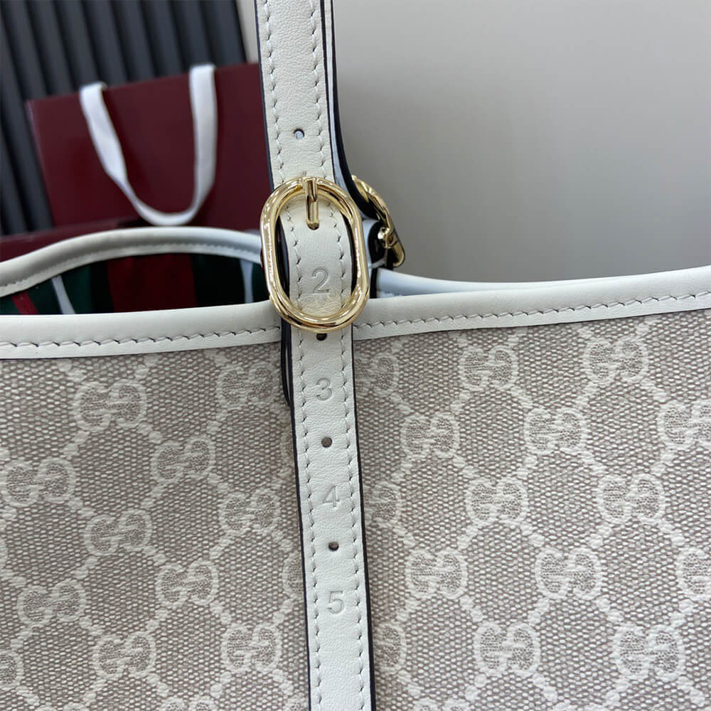 GG Emblem large tote bag