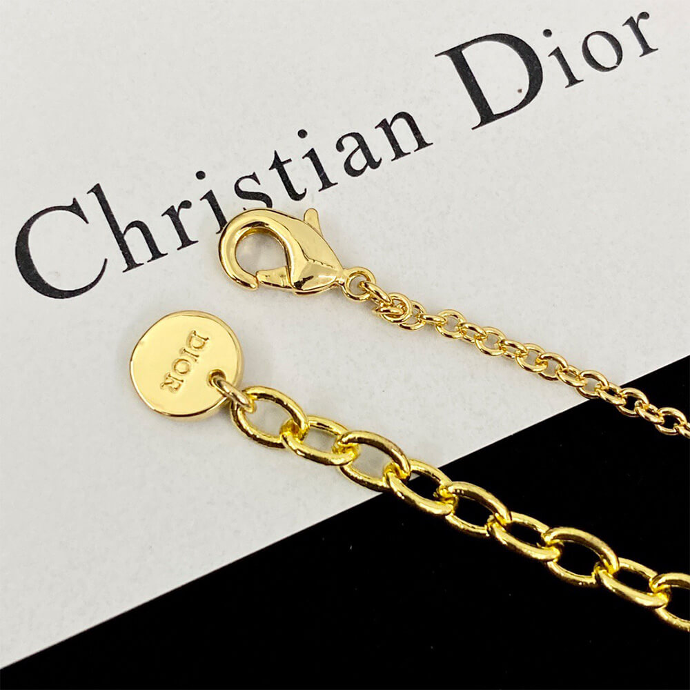 D10r NECKLACE