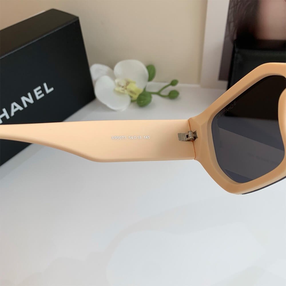 Ch**el SUNGLASSES