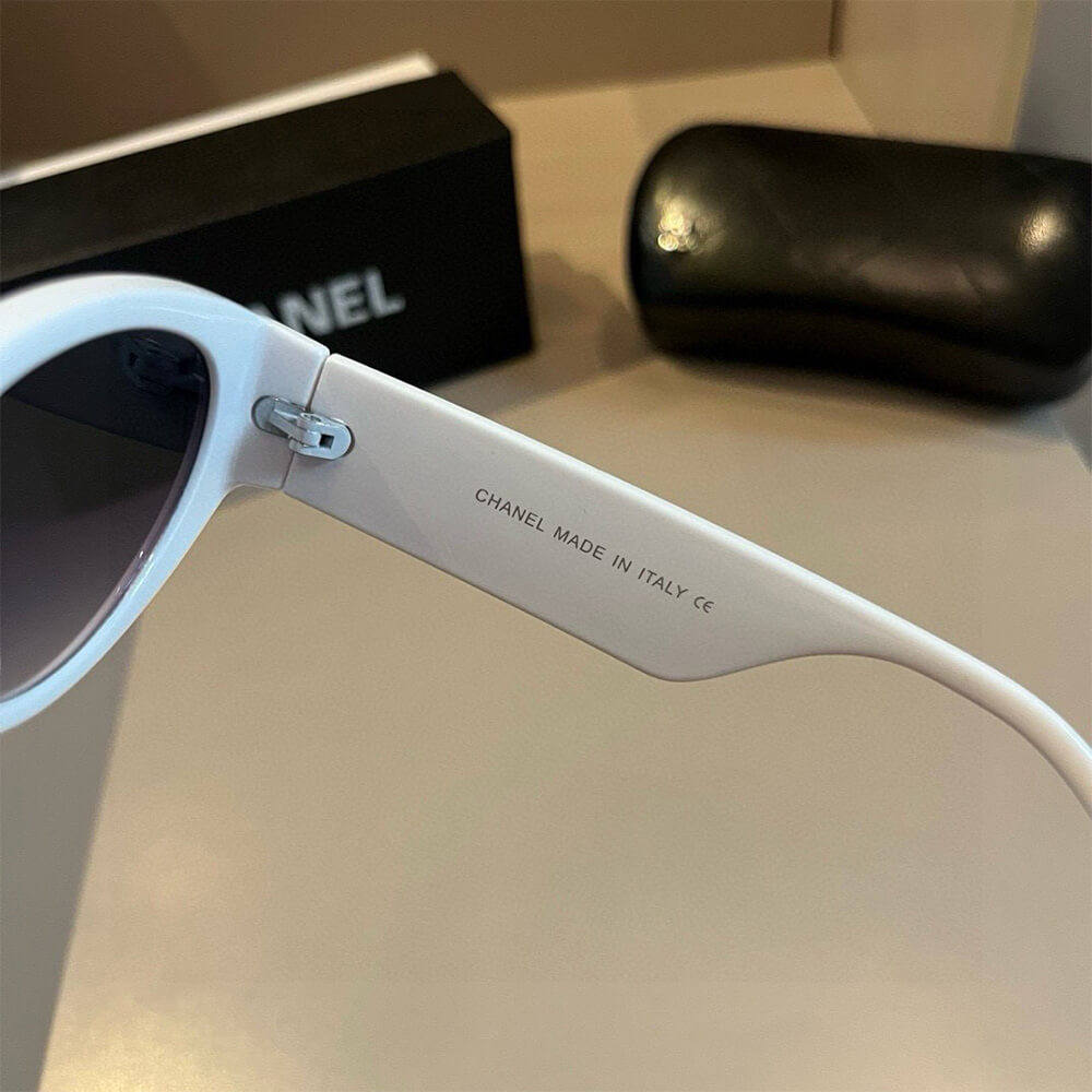 Ch**el SUNGLASSES