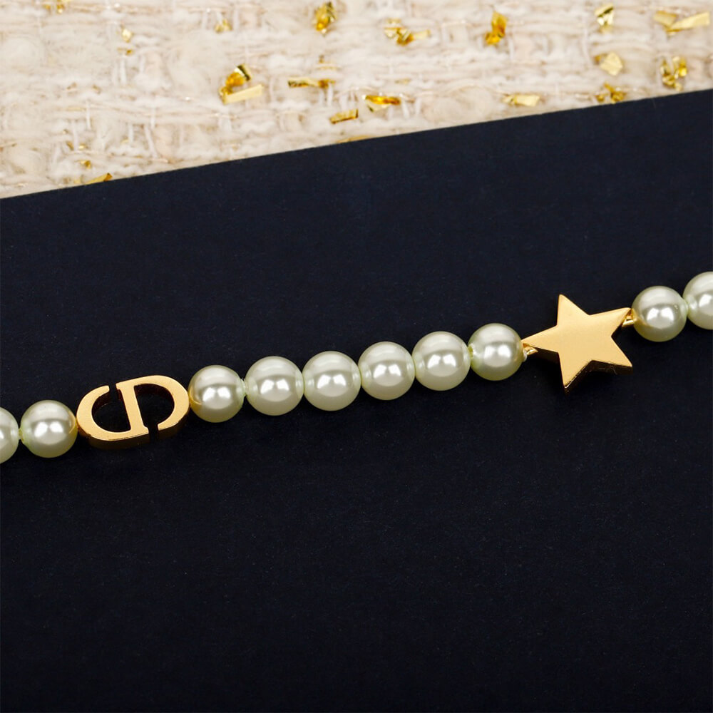 D10r Pearl Necklace