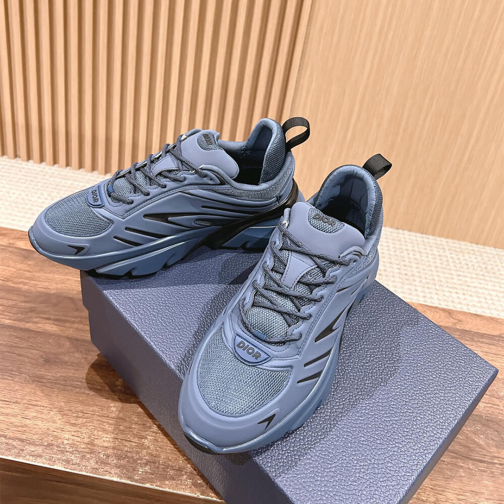 D10r  B44 Blade Sneaker