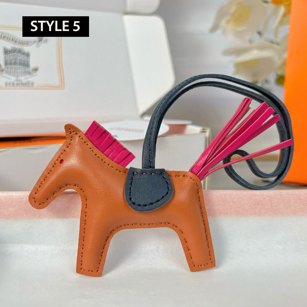 H**me5 Rodeo PM Charm