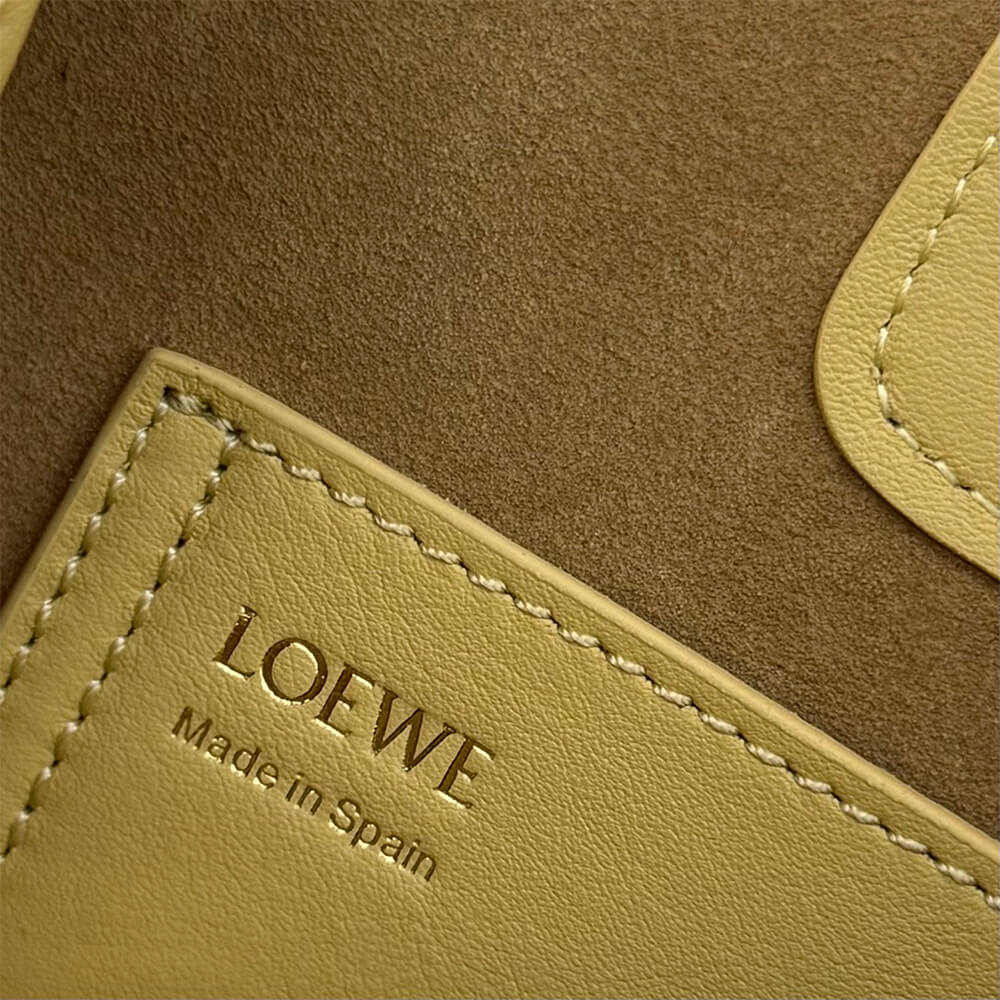 L0ew* Mini Pebble bucket in smooth calfskin(high-end grade)