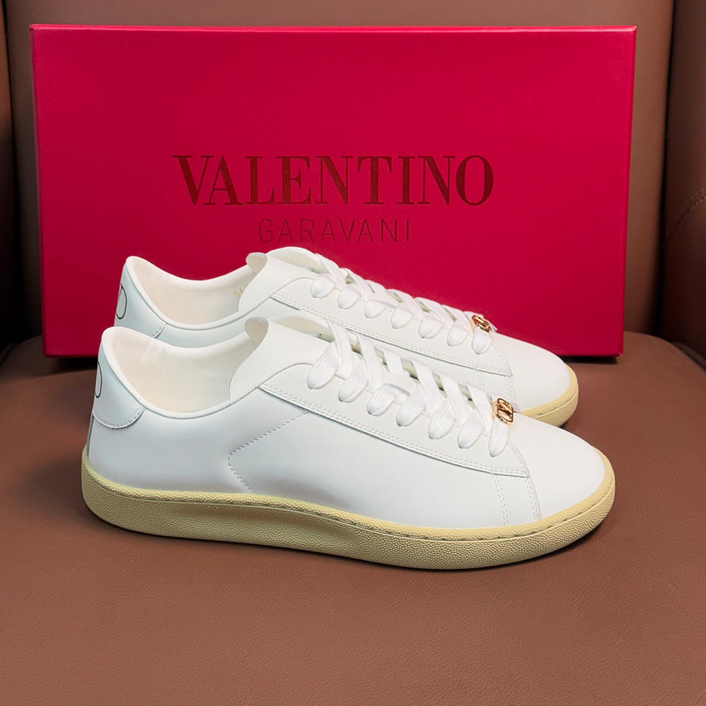 Va1e*ntin0 ROYCO Women’s Soft Calfskin Sneakers