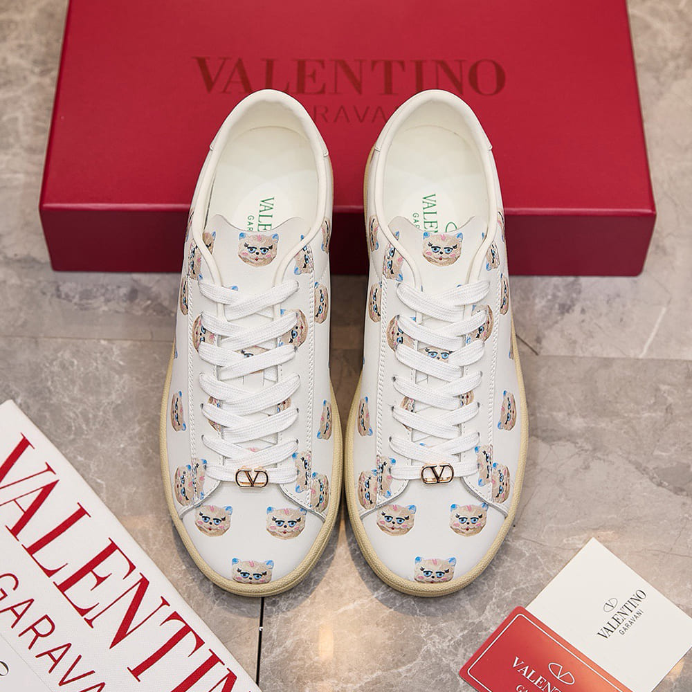 Va1e*ntin0 ROYCO Women’s ‘LE CHAT DE LA Ma1s0n’ Patterned Soft Calfskin Sneakers