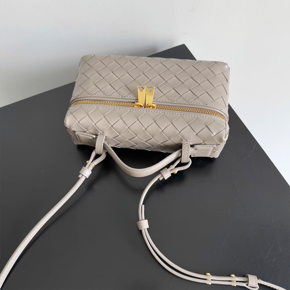 B0tt*ga Ven*ta Bang Bang Vanity Case(high-end grade)
