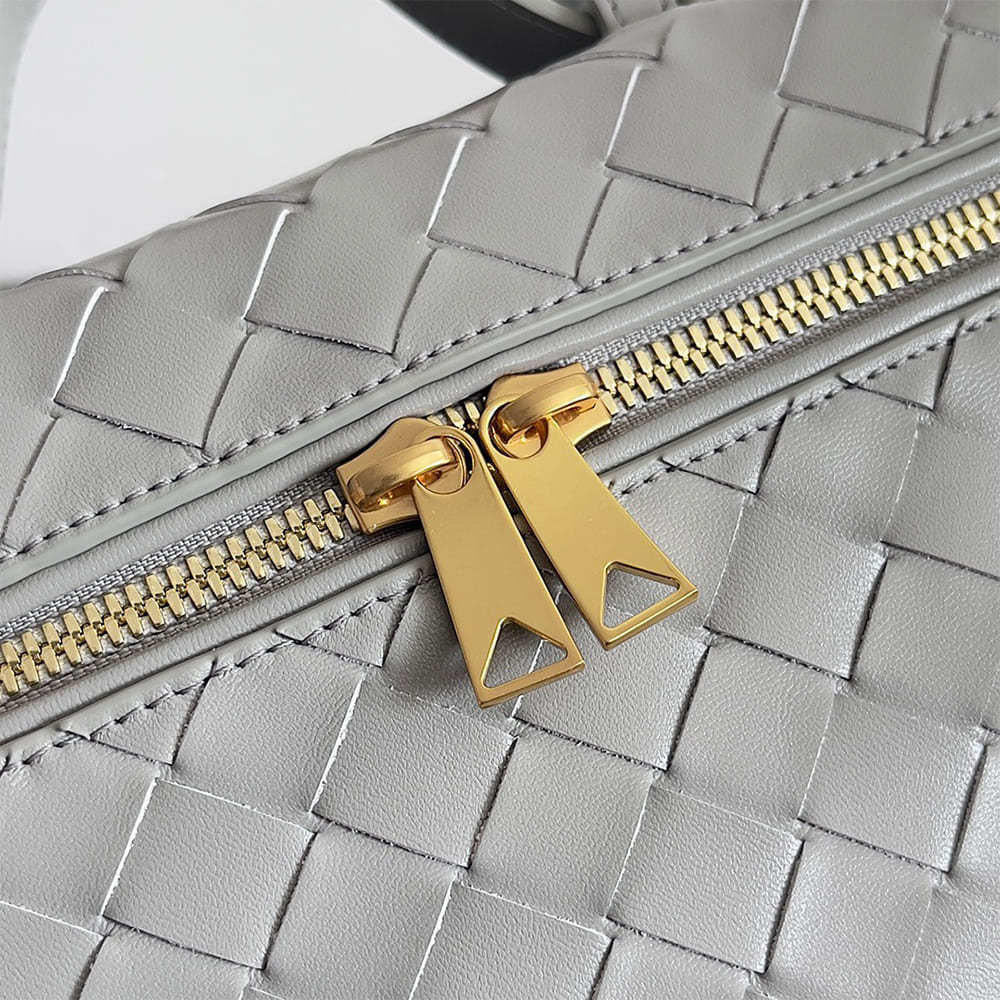 B0tt*ga Ven*ta Bang Bang Vanity Case(high-end grade)
