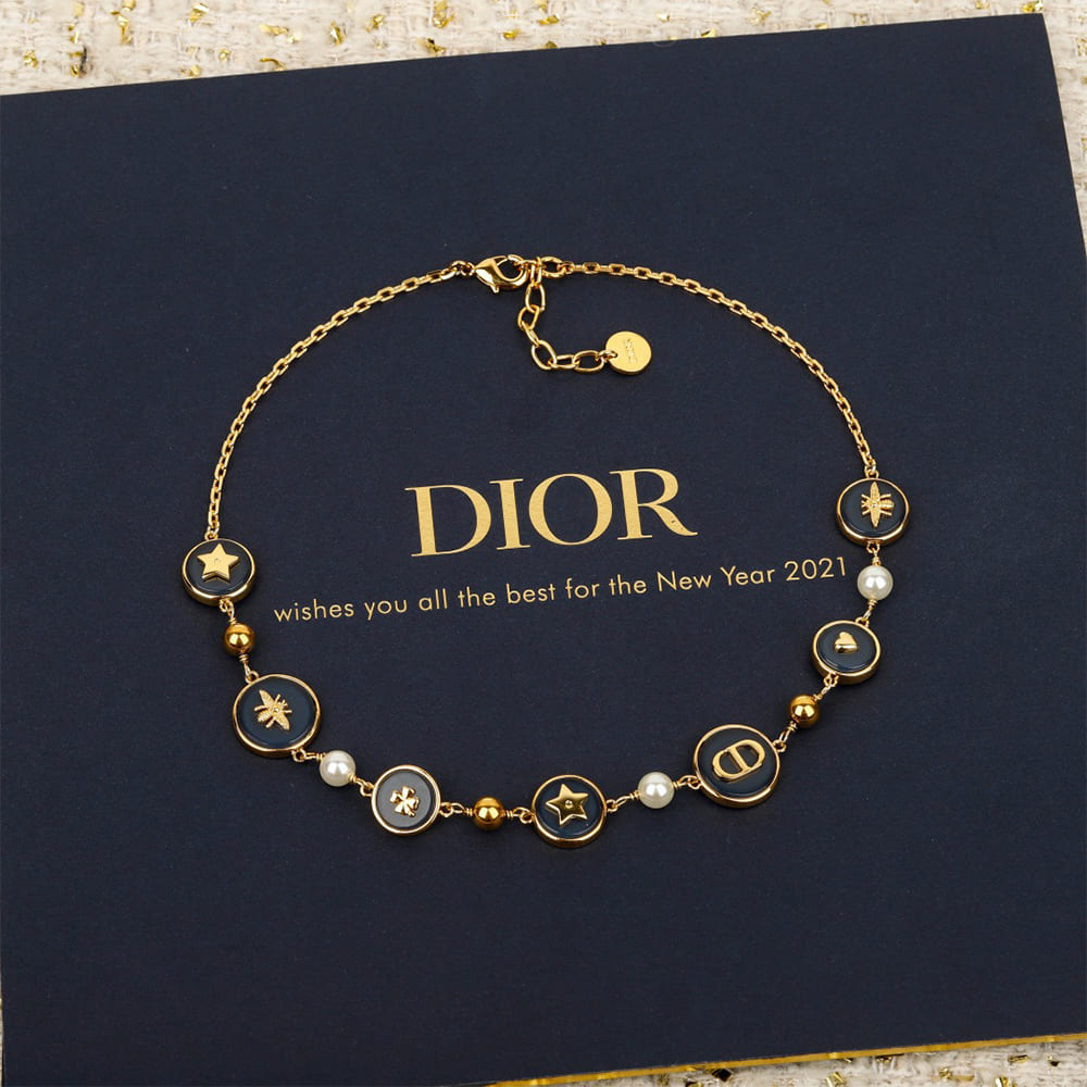 D10r necklace