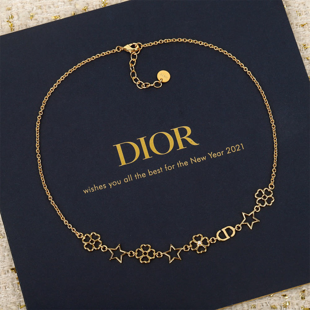 D10r necklace