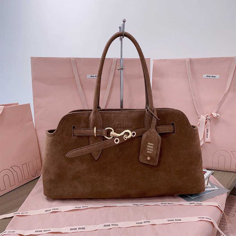 M1um1u Large Aventure suede bag(HIGH-END GRADE)