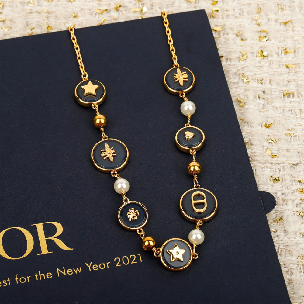 D10r necklace