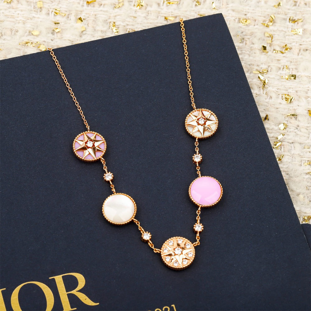 D10r necklace