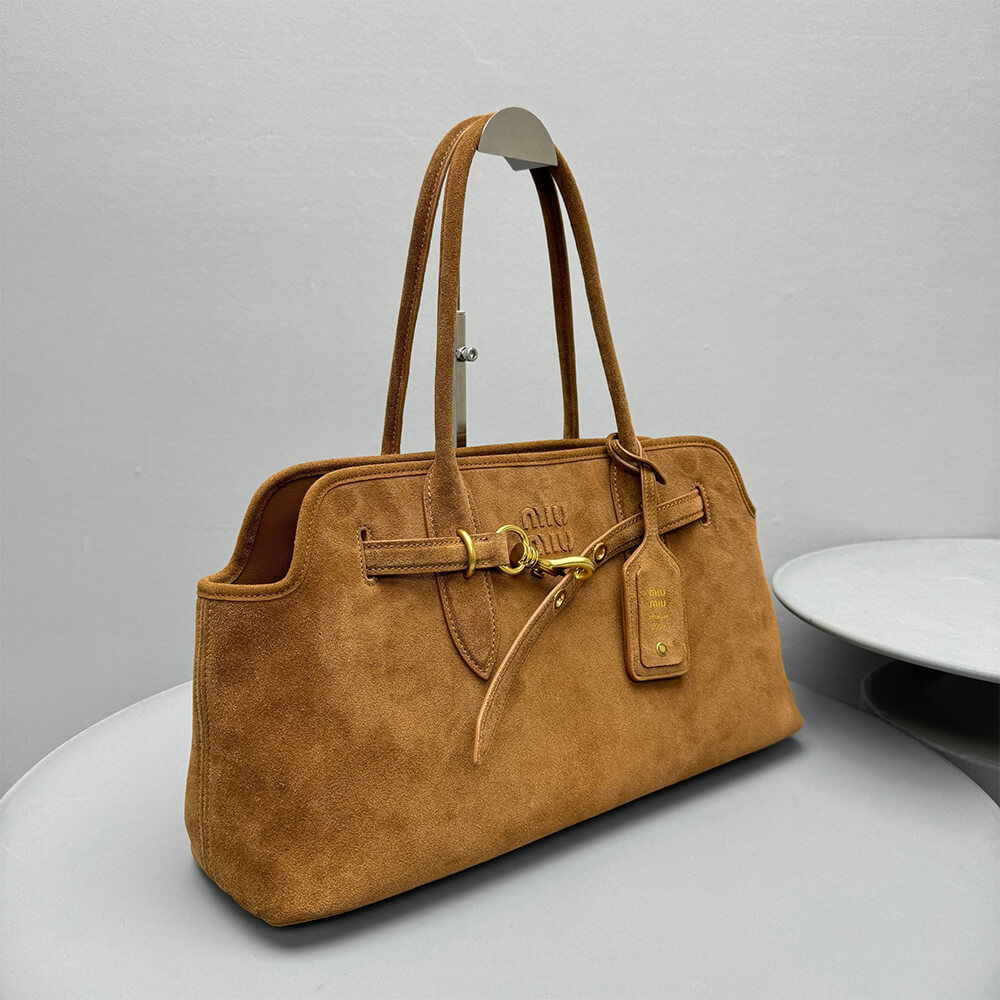 M1um1u Large Aventure suede bag(HIGH-END GRADE)