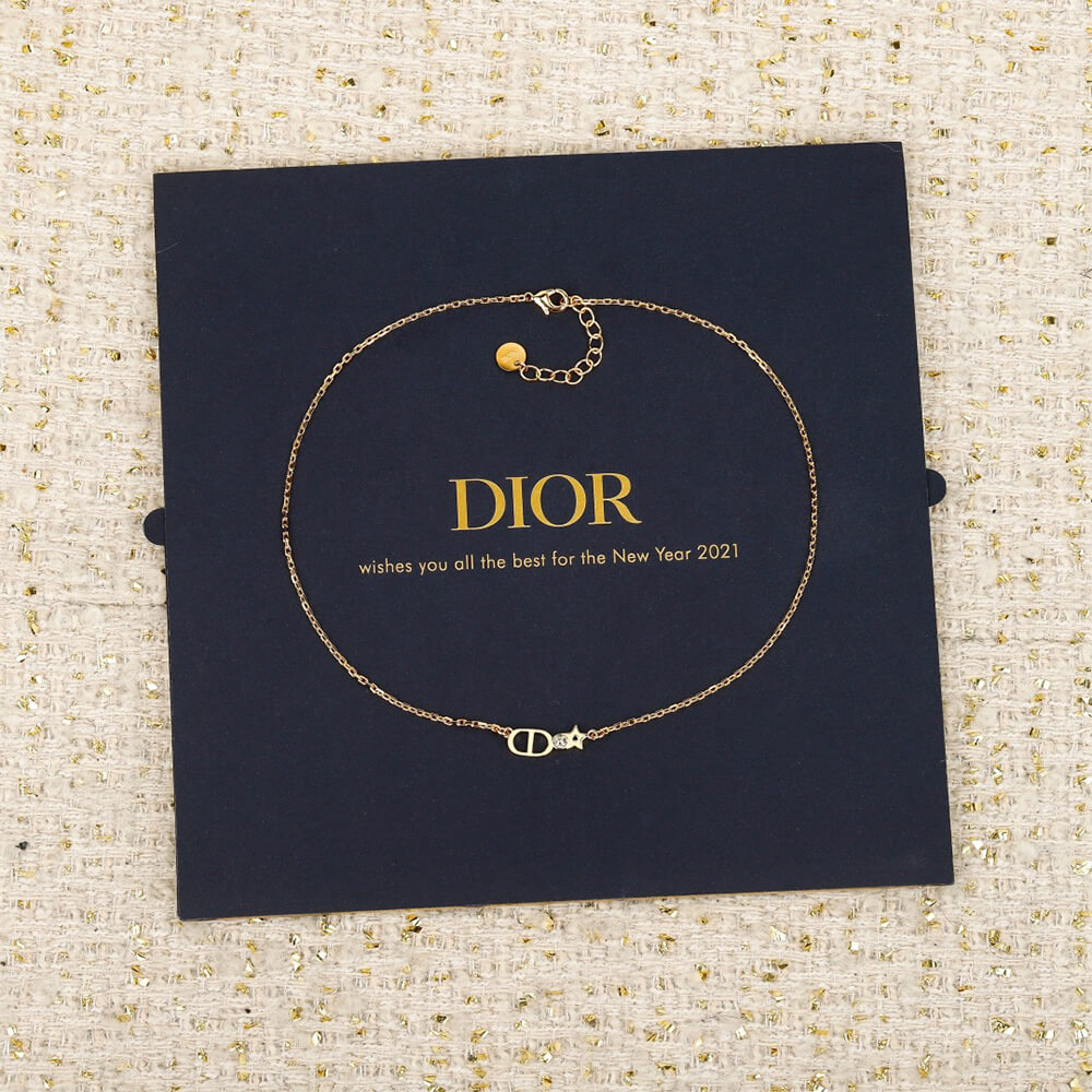 D10r necklace
