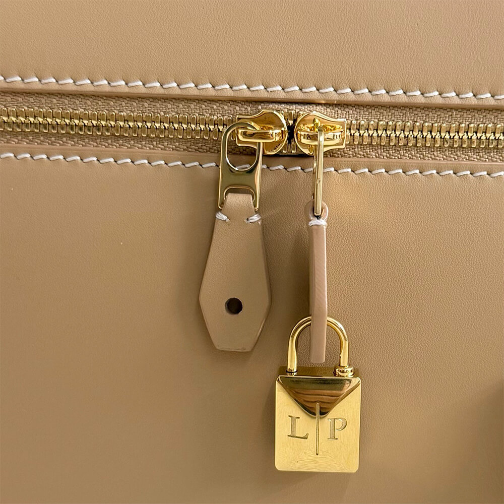 L0r0 P1ana Extra Bag L27(High-end Grade)