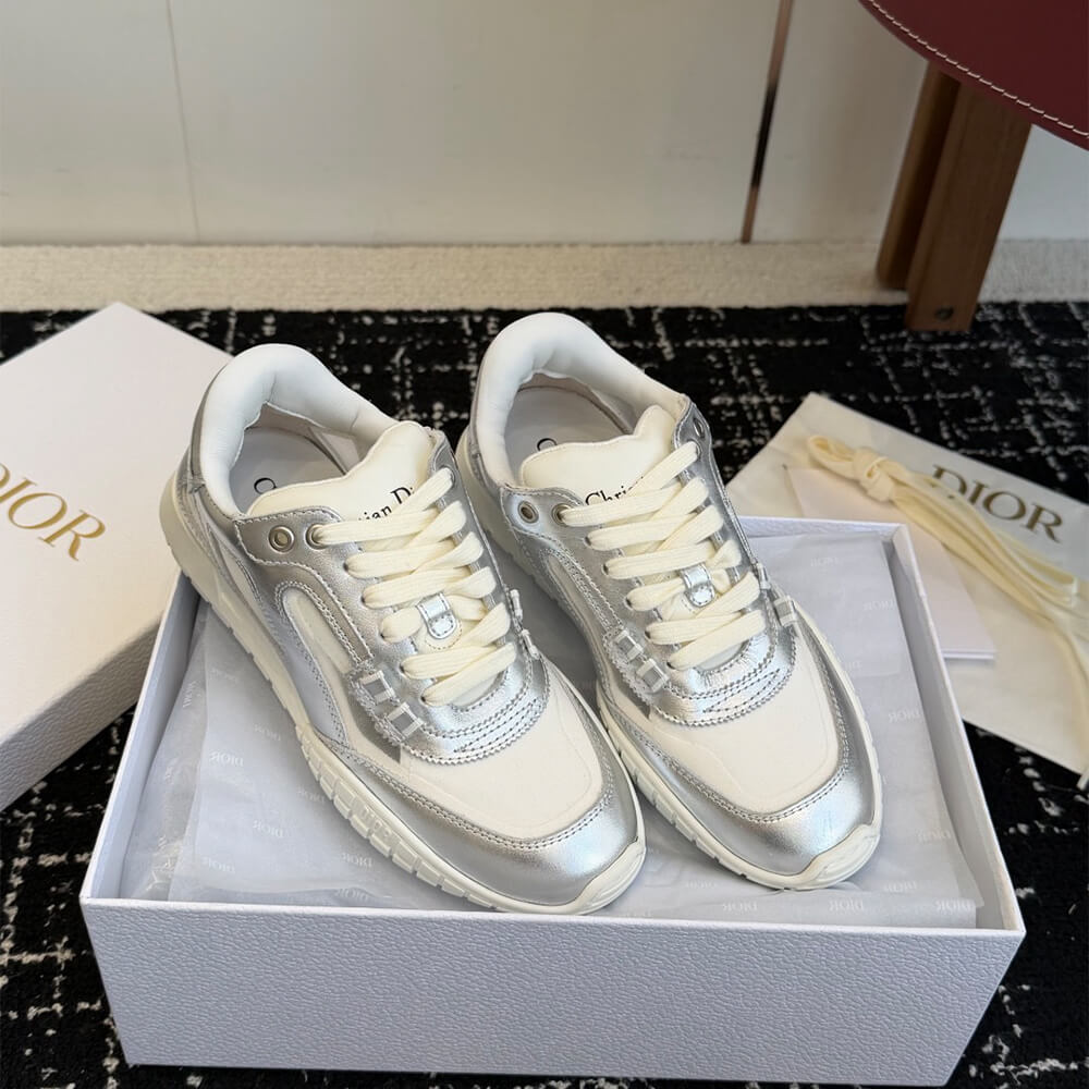 D10r Tech Sneaker