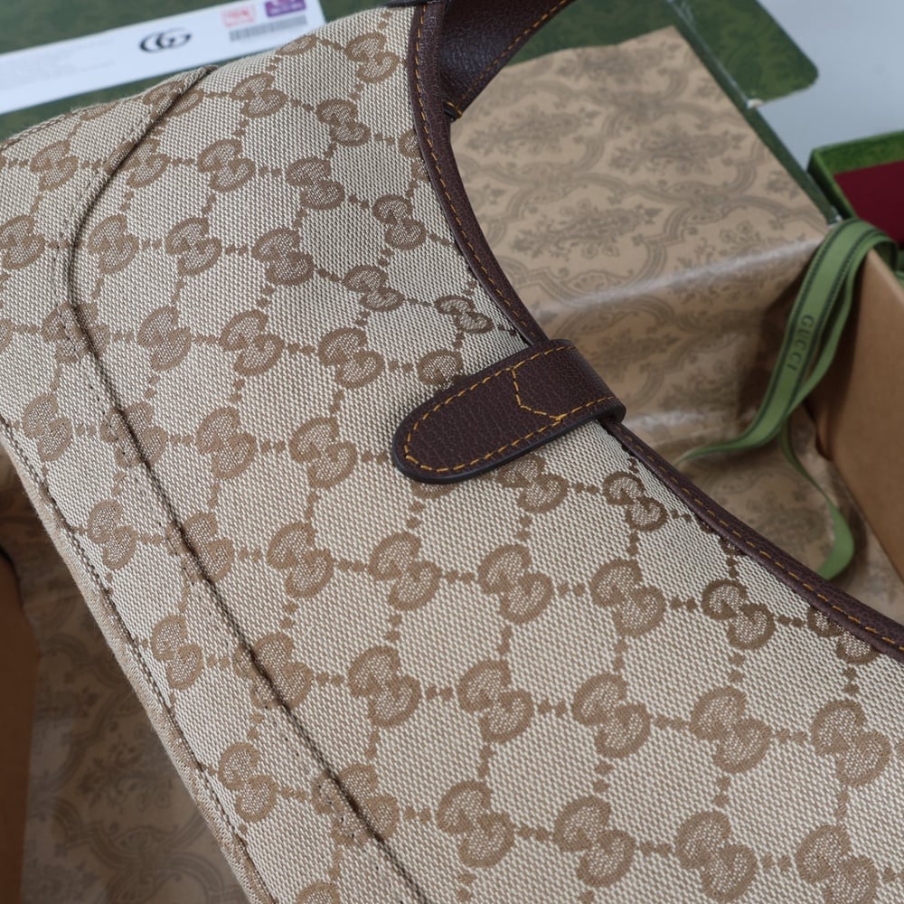 Gvc*1 Jackie Slim small shoulder bag