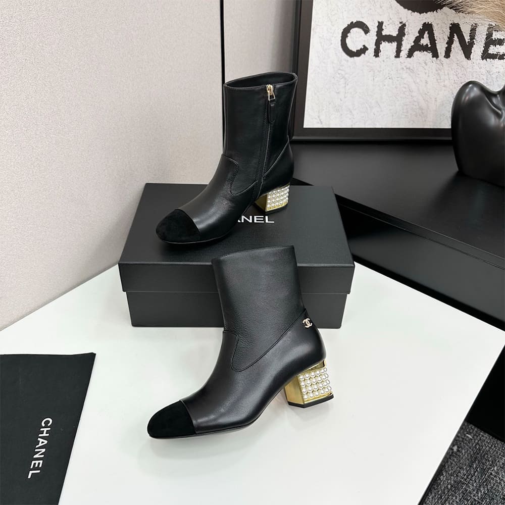 Ch**el Boots