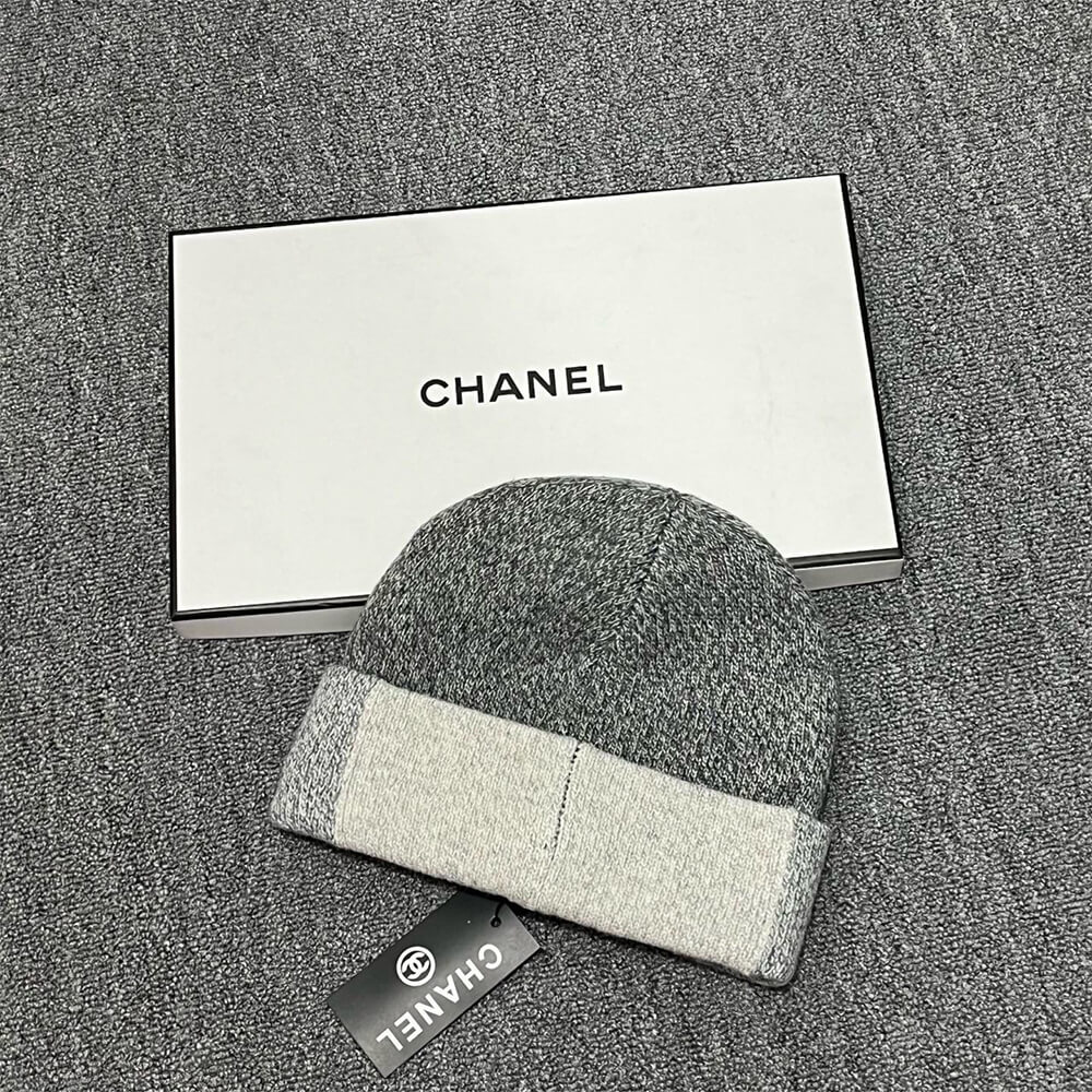 Ch**el Hat
