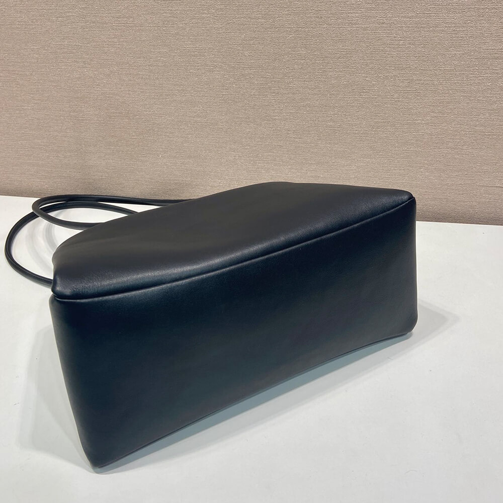 Pra*a Passage medium leather bag with Re-Nylon flap(HIGH-END GRADE)