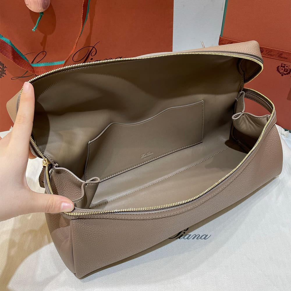 L0r0 P1ana Extra Softy Bag L33(HIGH-END GRADE)