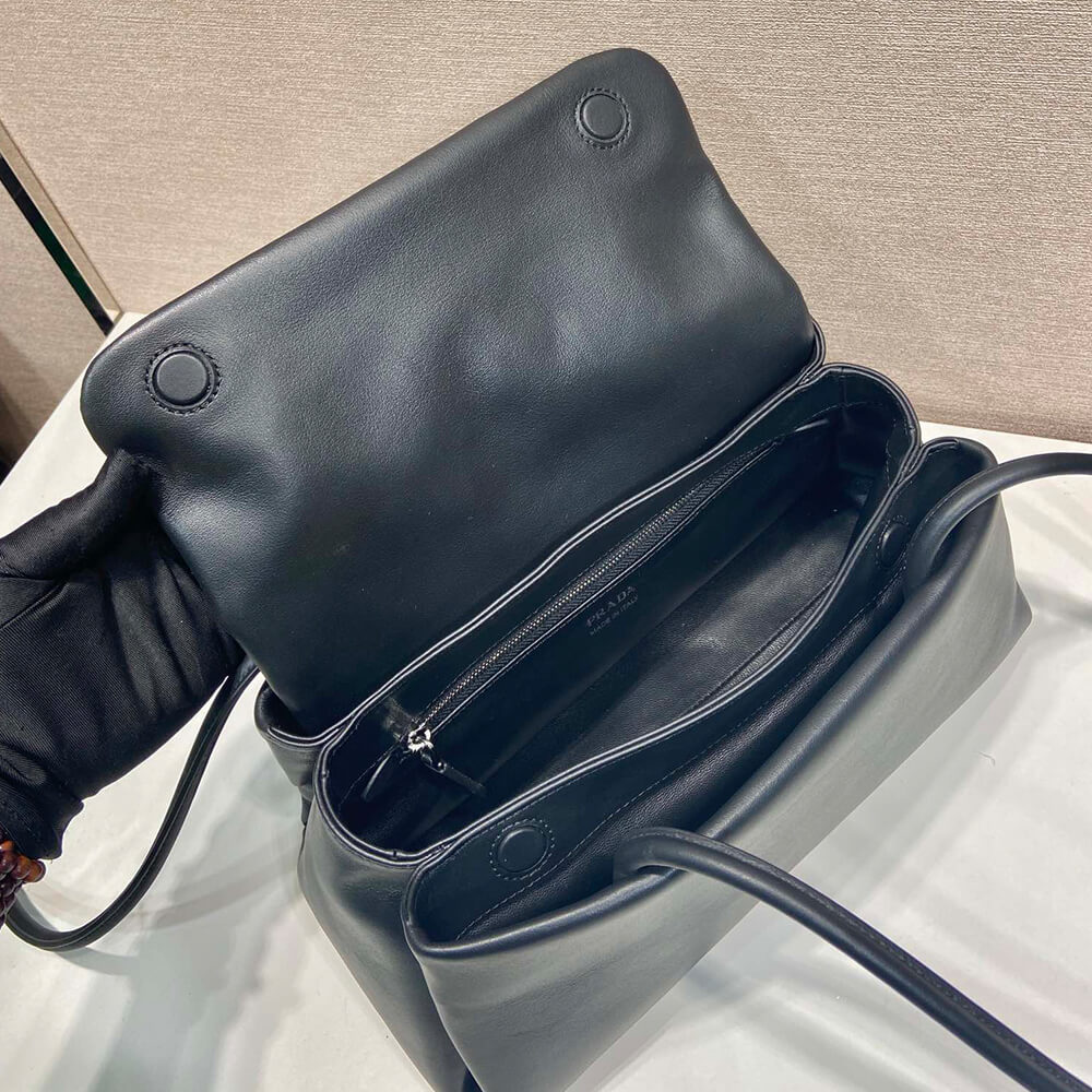 Pra*a Passage medium leather bag with Re-Nylon flap(HIGH-END GRADE)