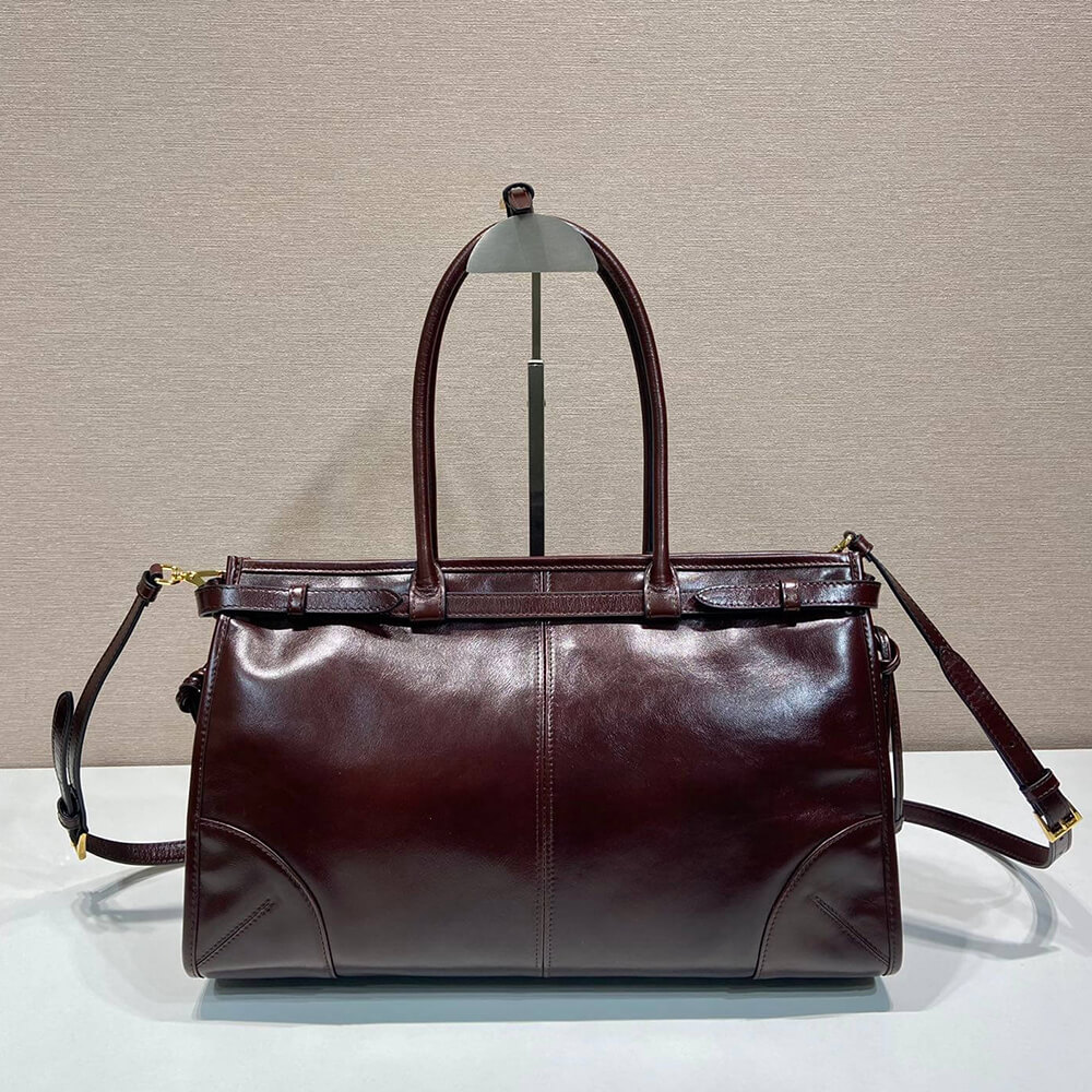 Pra*a Bonnie large leather handbag(TAX-FREE GRADE)