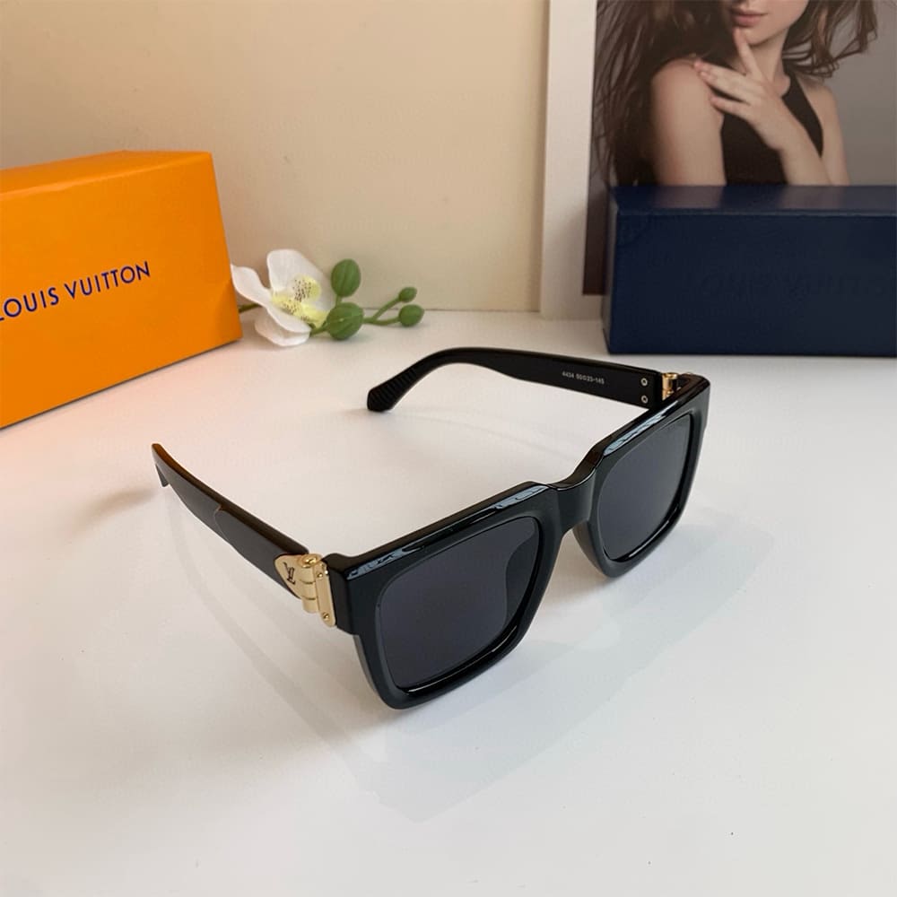 LV SUNGLASSES