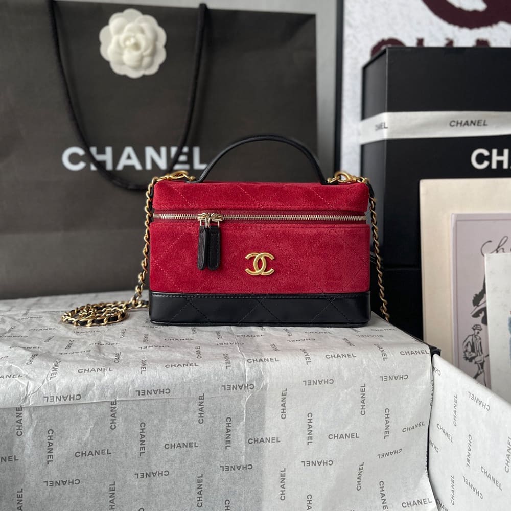 Ch**el Vanity with Chain(HIGH-END GRADE)