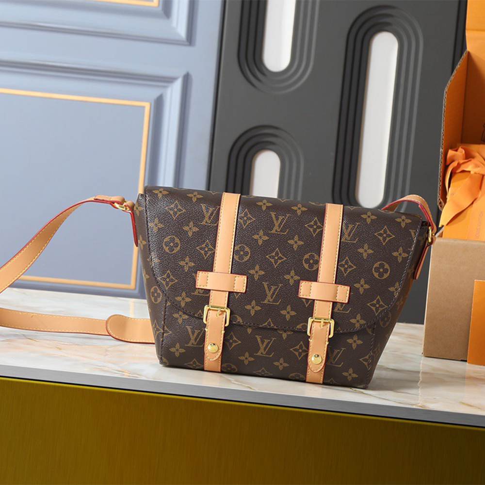 LV Christopher Messenger(HIGH-END GRADE)