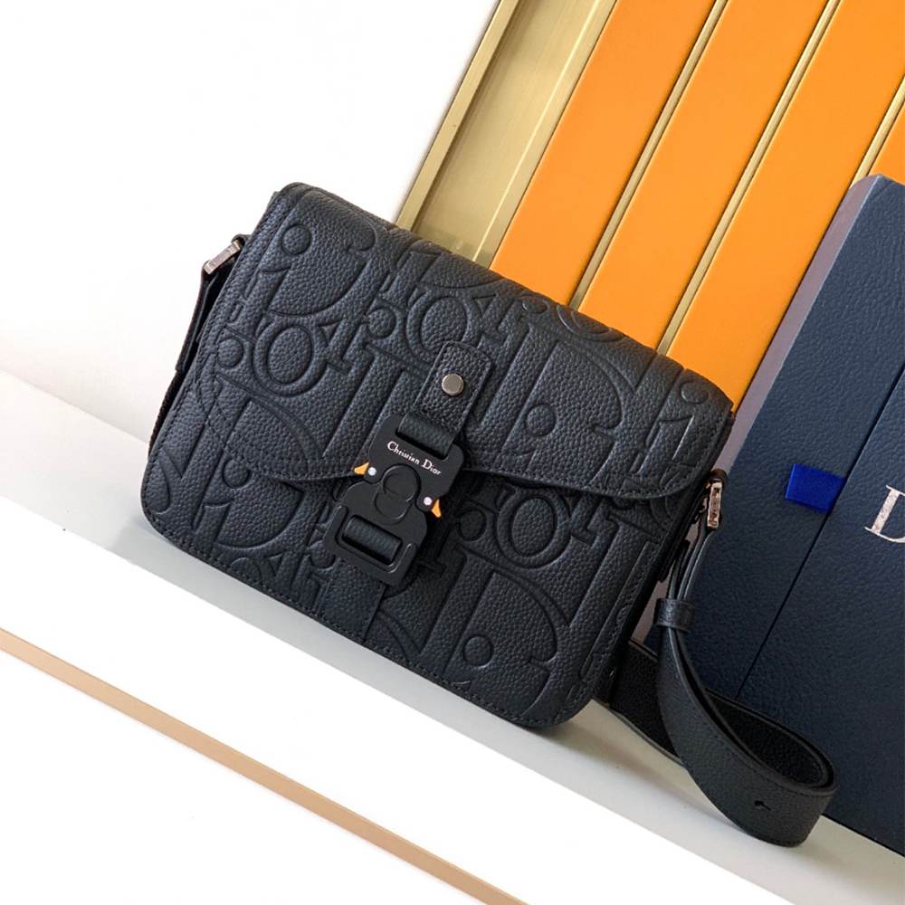 D10r Small Saddle Messenger Bag with Flap(HIGH-END GRADE)