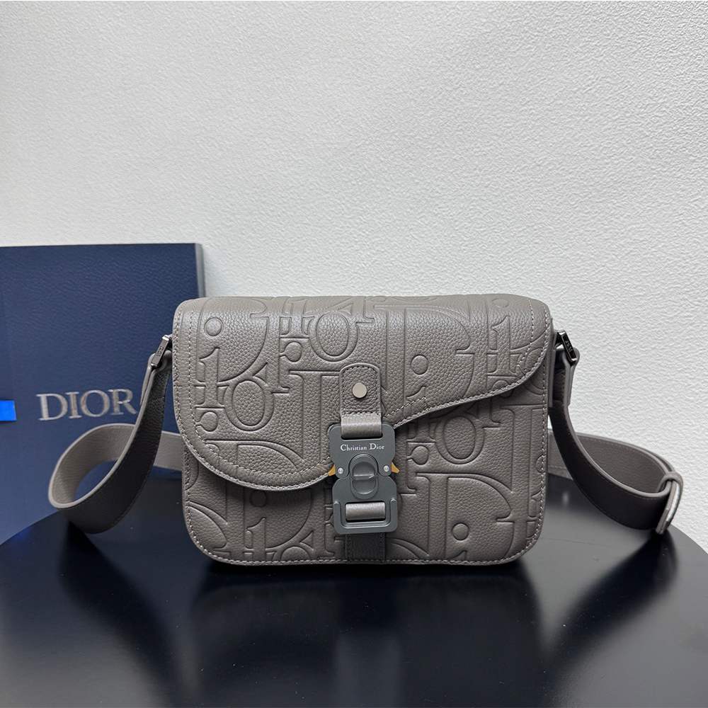 D10r Small Saddle Messenger Bag with Flap(HIGH-END GRADE)