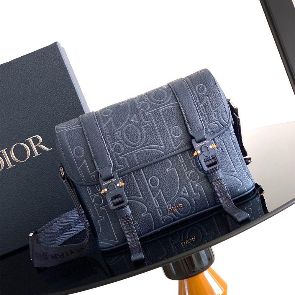 D10r Hit the Road Messenger Bag with Flap(HIGH-END GRADE)