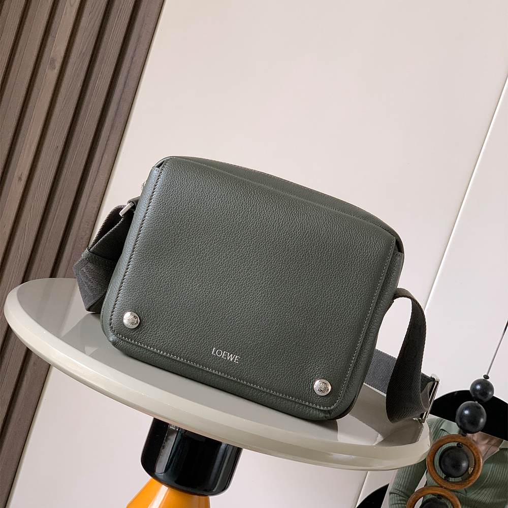 L0ew* Medium Pebble messenger bag(HIGH-END GRADE)